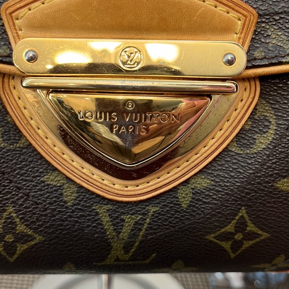 LOUIS VUITTON Beverly Vintage Shoulder Handbag - Picture 3 of 15